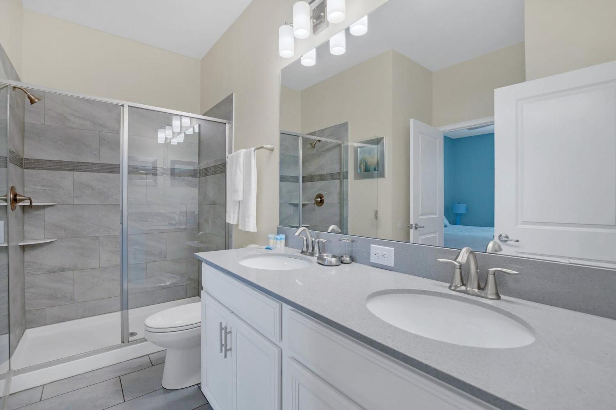 8Br Luxury - Sleeps 22 - Near Disney With Pool & Hot Tub! 대번포트 외부 사진